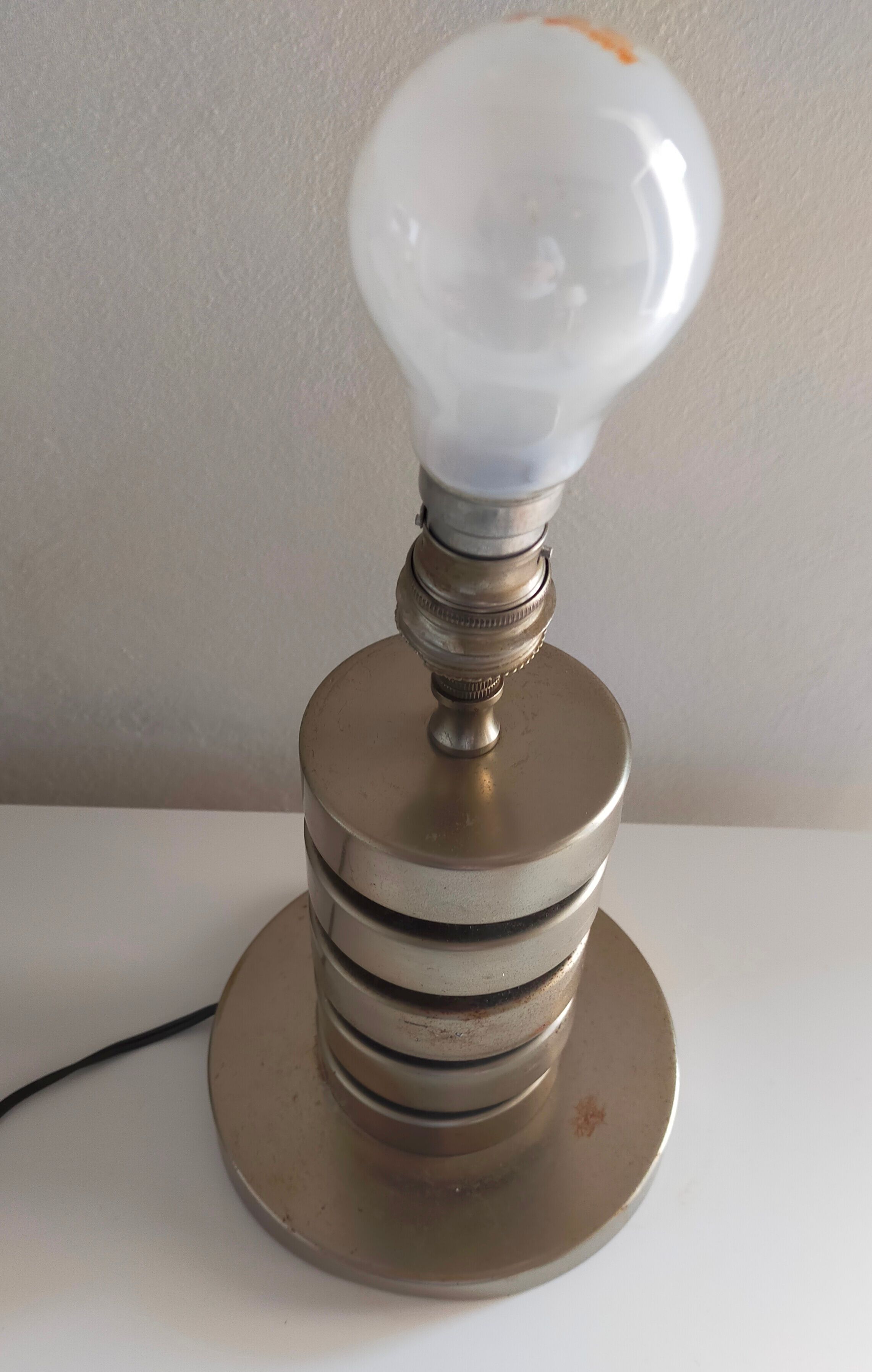 Vintage metal chrome spiral lamp foot