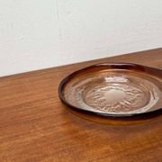 Modern mid-century glass bowl by Pertti Santalahti for Humppila, Finland, 1960s.