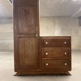 Armoire asymétrique en chêne epoque art deco