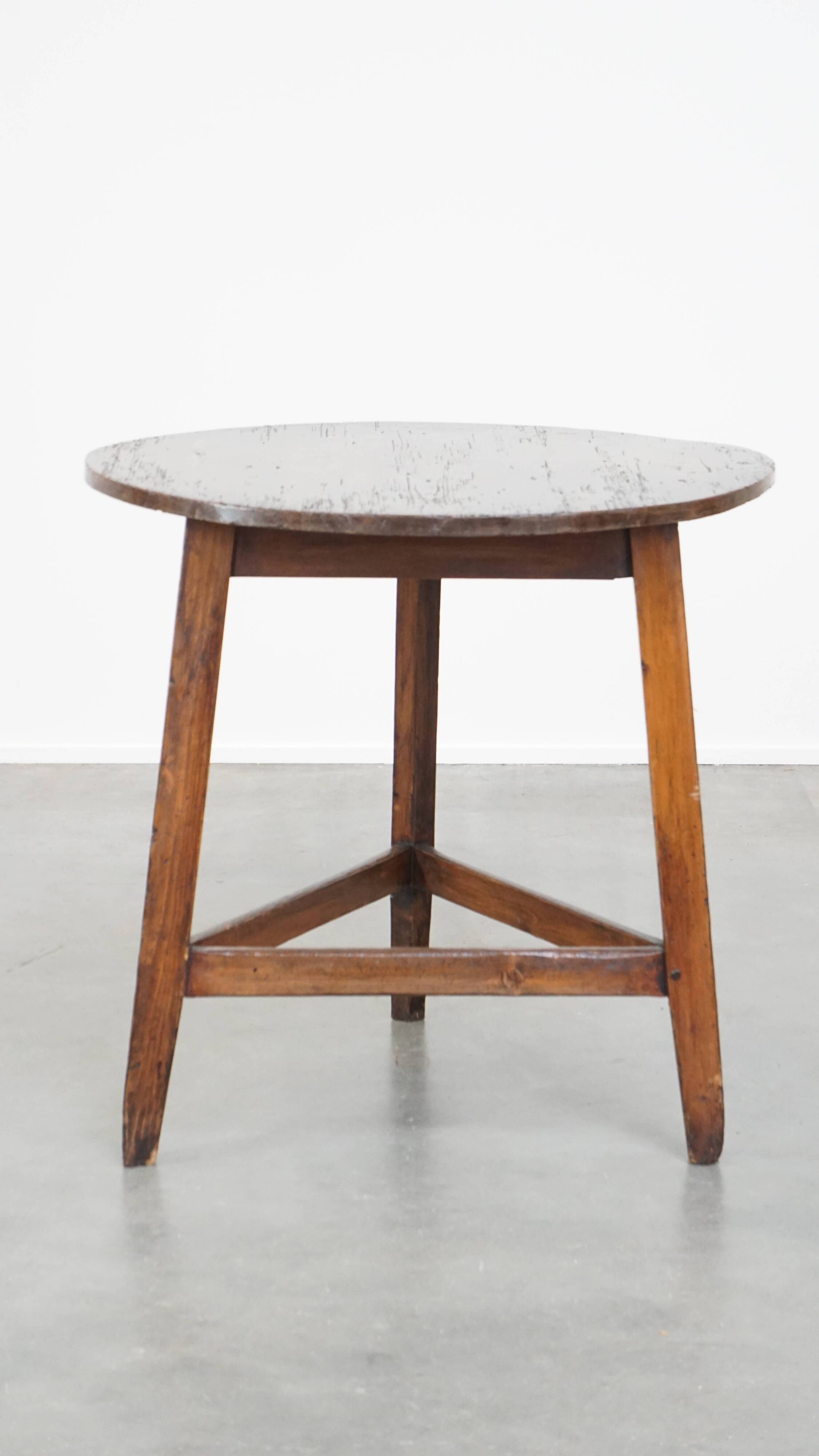 Antique English pinewood cricket table/side table from the late 18th century