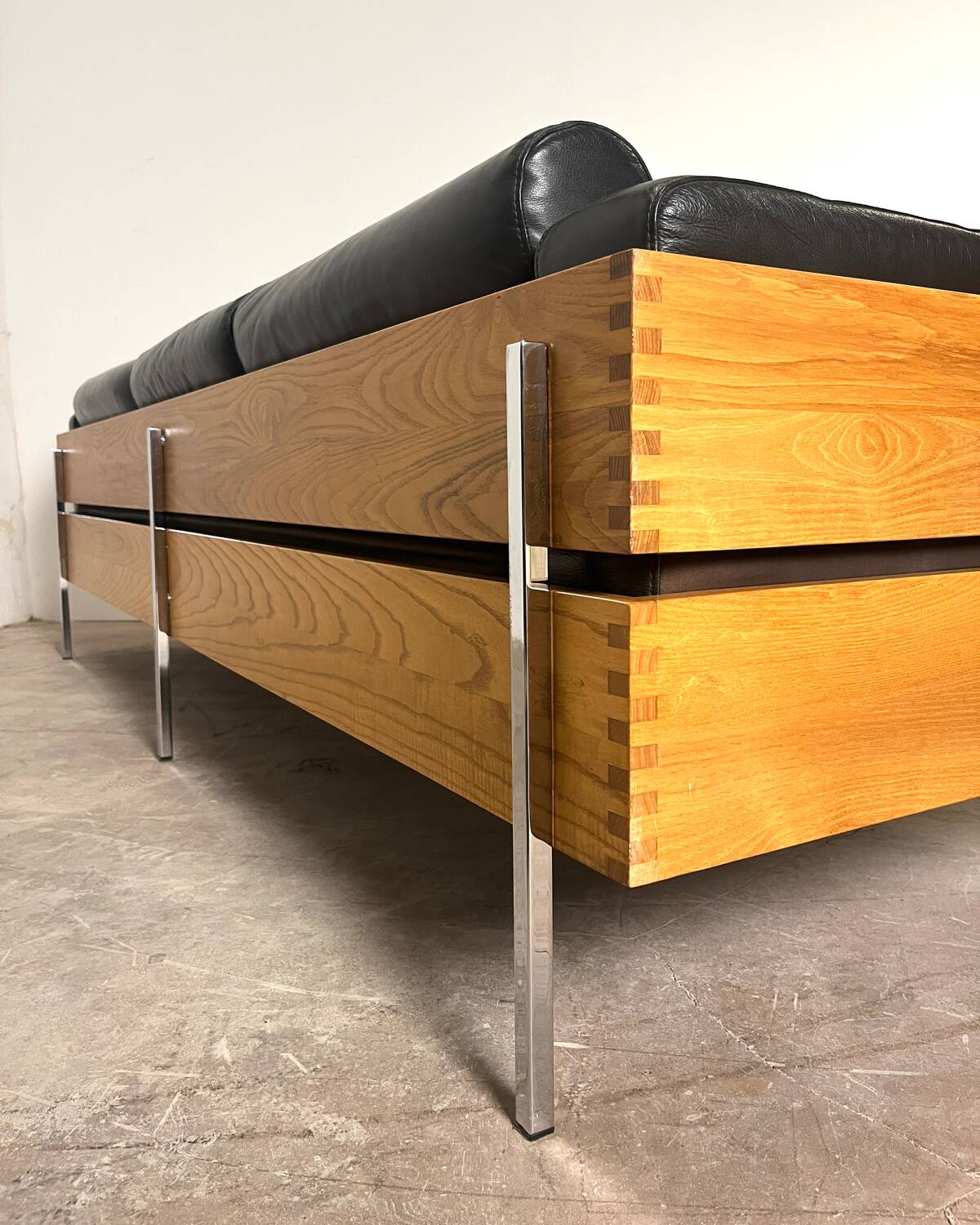 Canapé “Forum” par Robin Day pour Habitat – cuir chocolat, 1990