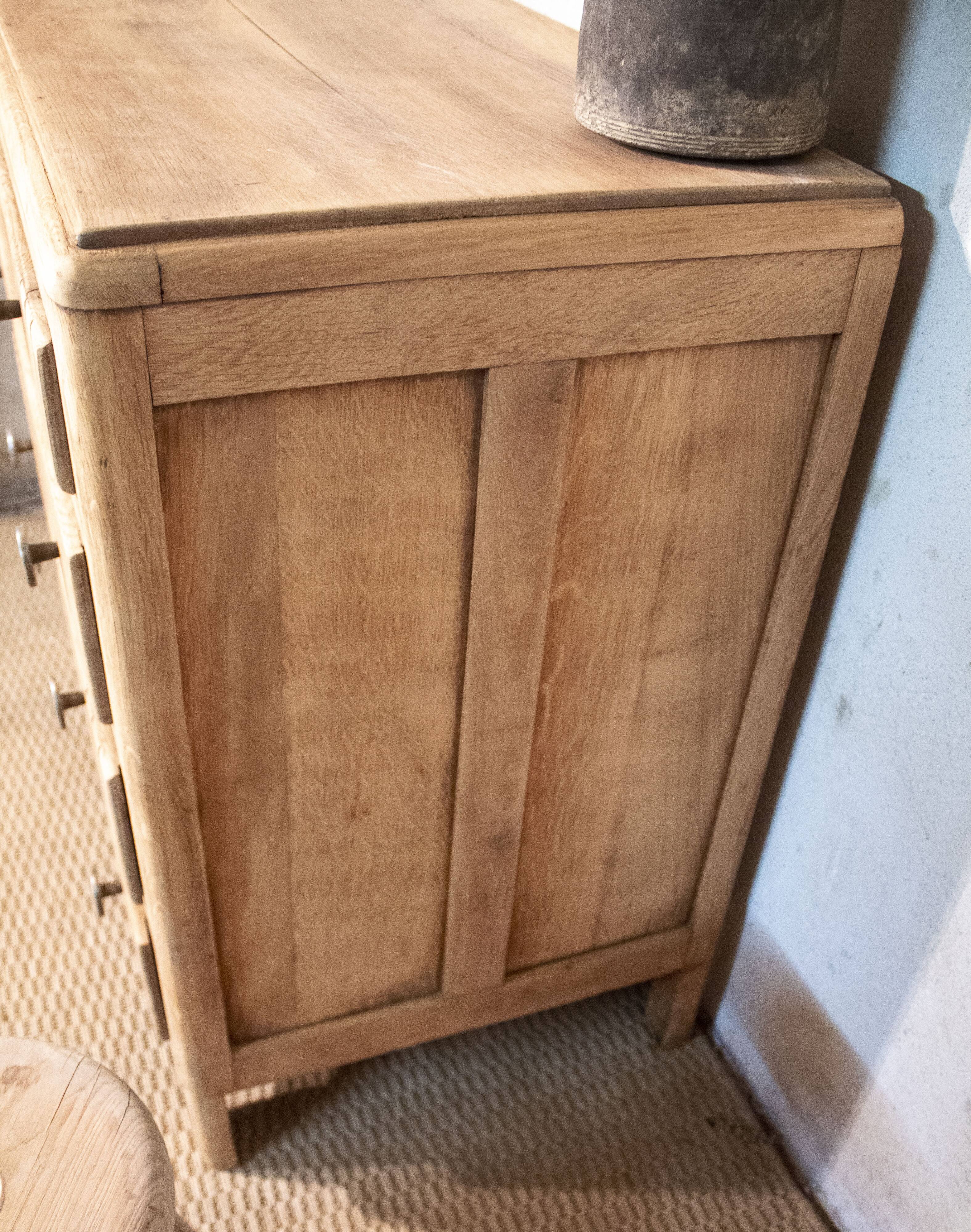 Art Deco chest of drawers