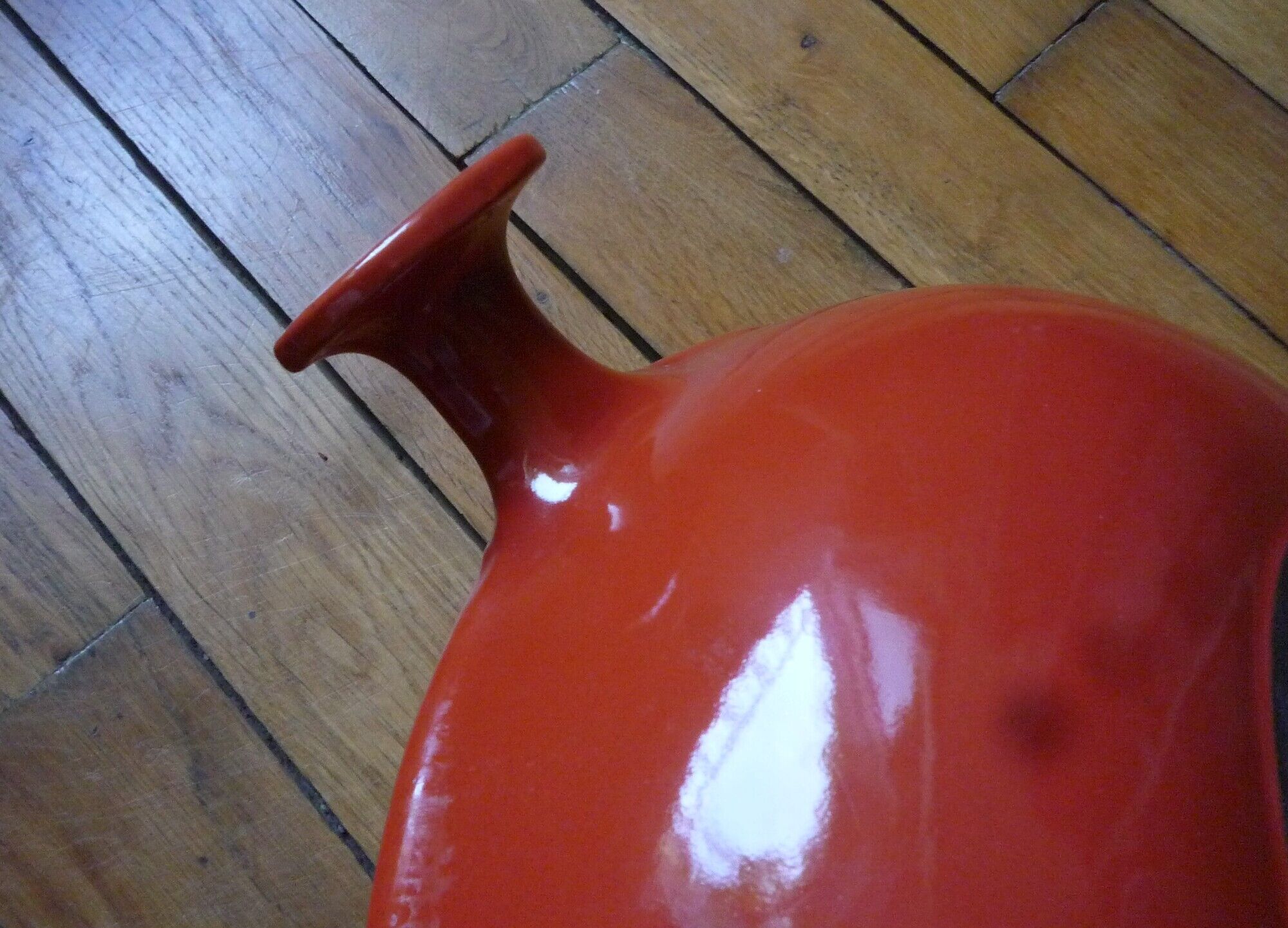 Le Creuset dish by Enzo Mari, in red cast iron, 70s