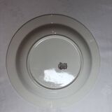 Hollow porcelain plates from Gien