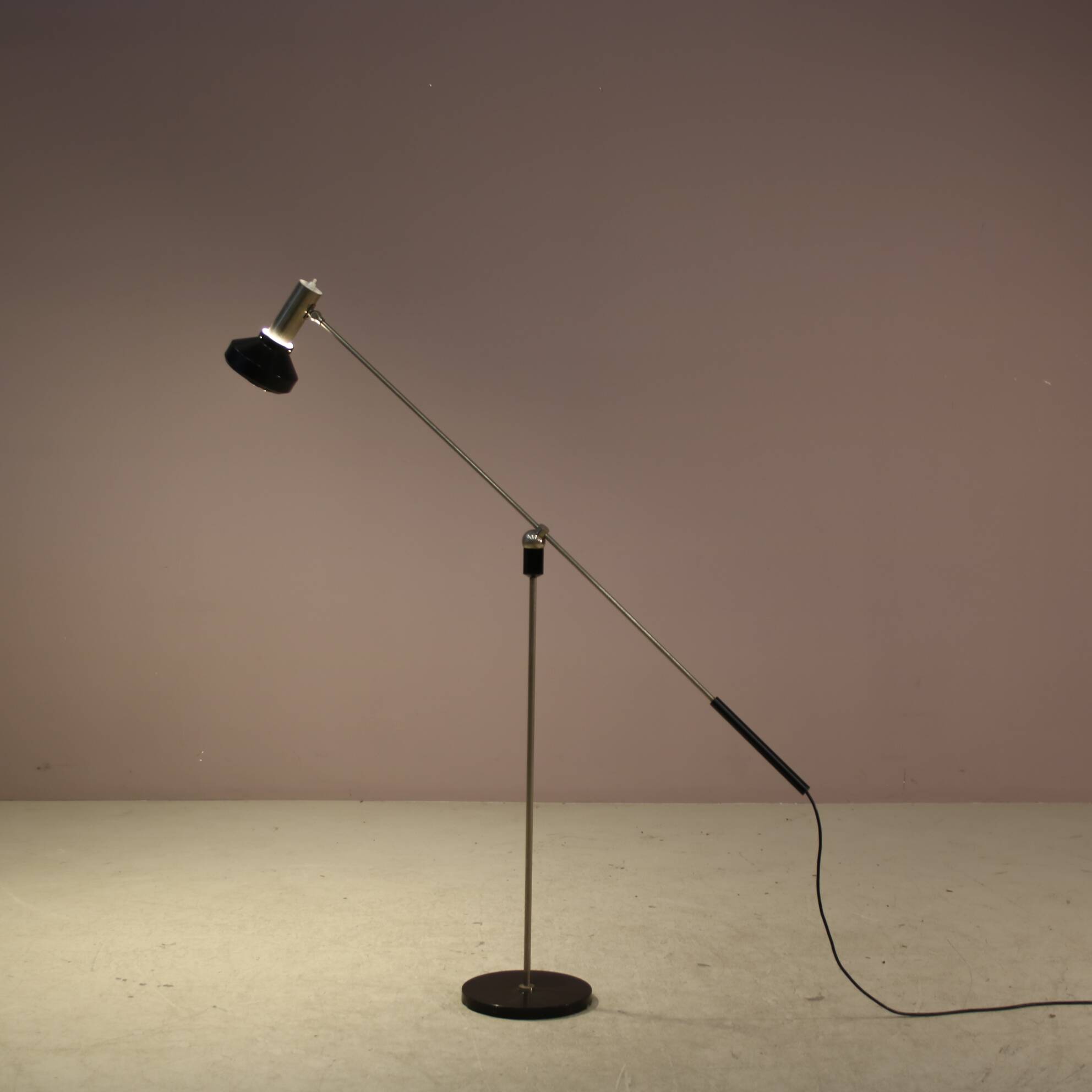 1950s “Magneto” Floor lamp by H. Fillekes for Artifort, Netherlands