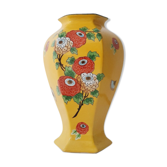 Yellow porcelain vase Japanese decoration