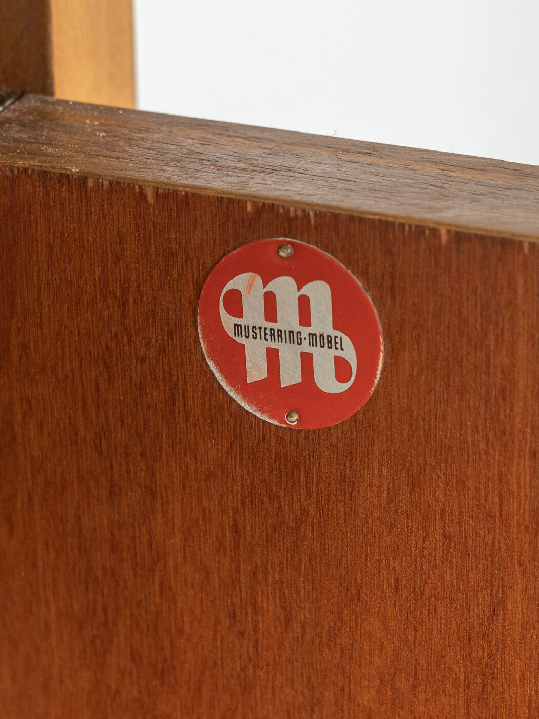 1950s Dresser, Musterring
