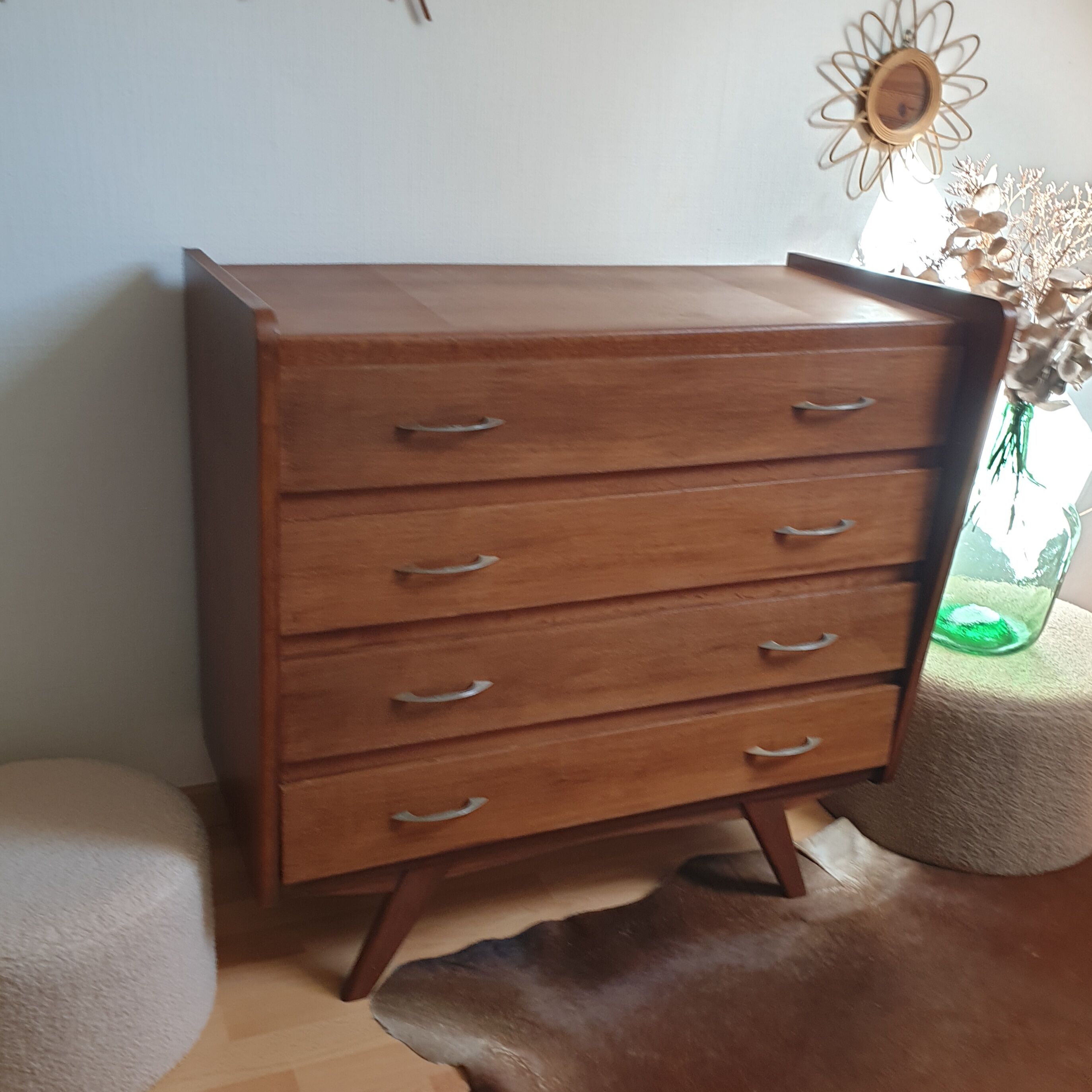 Commode vintage années 50/60 pieds compas
