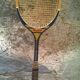 Raquette de tennis vintage