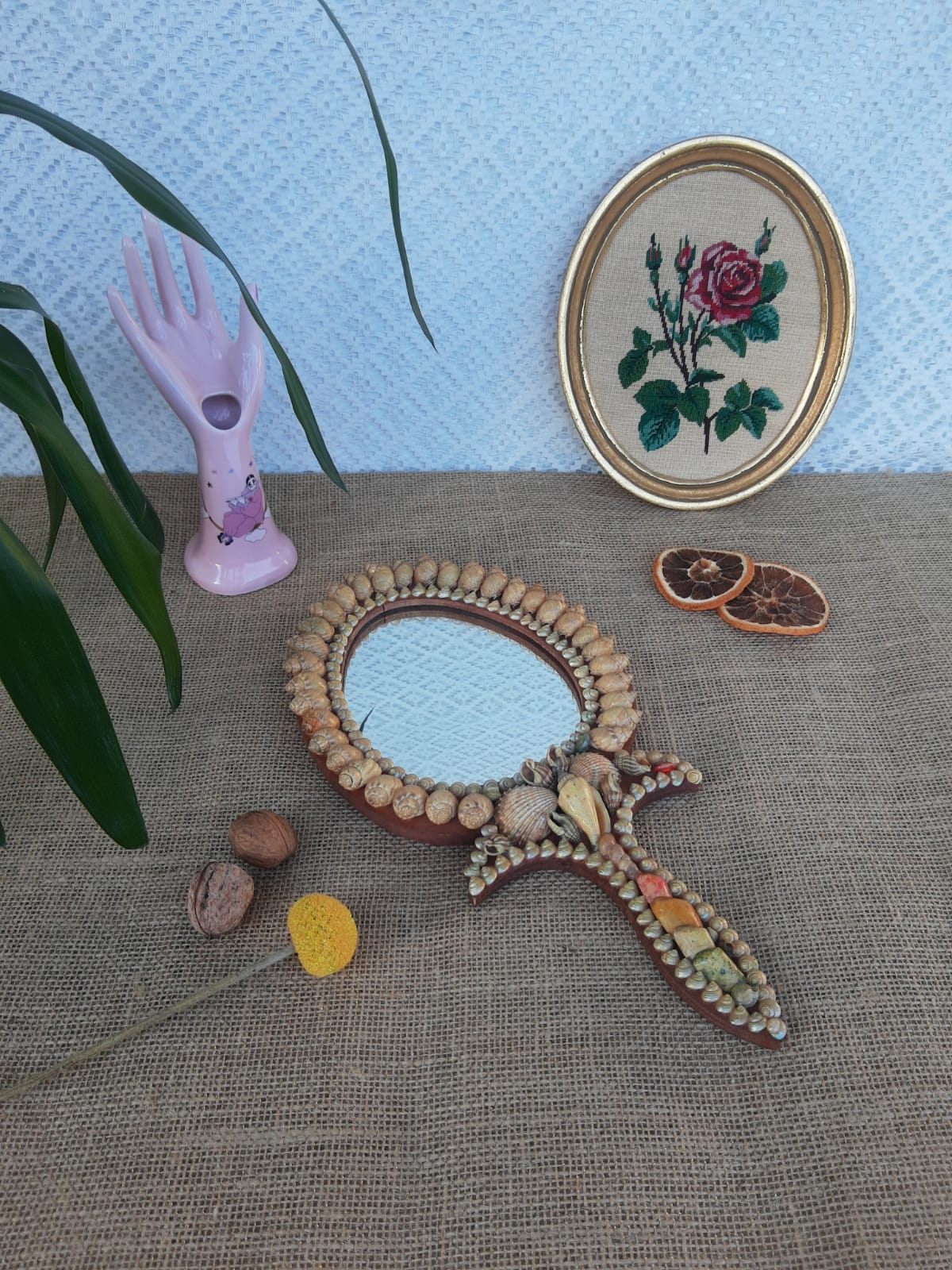 Hand or hanging mirror kitsch shells
