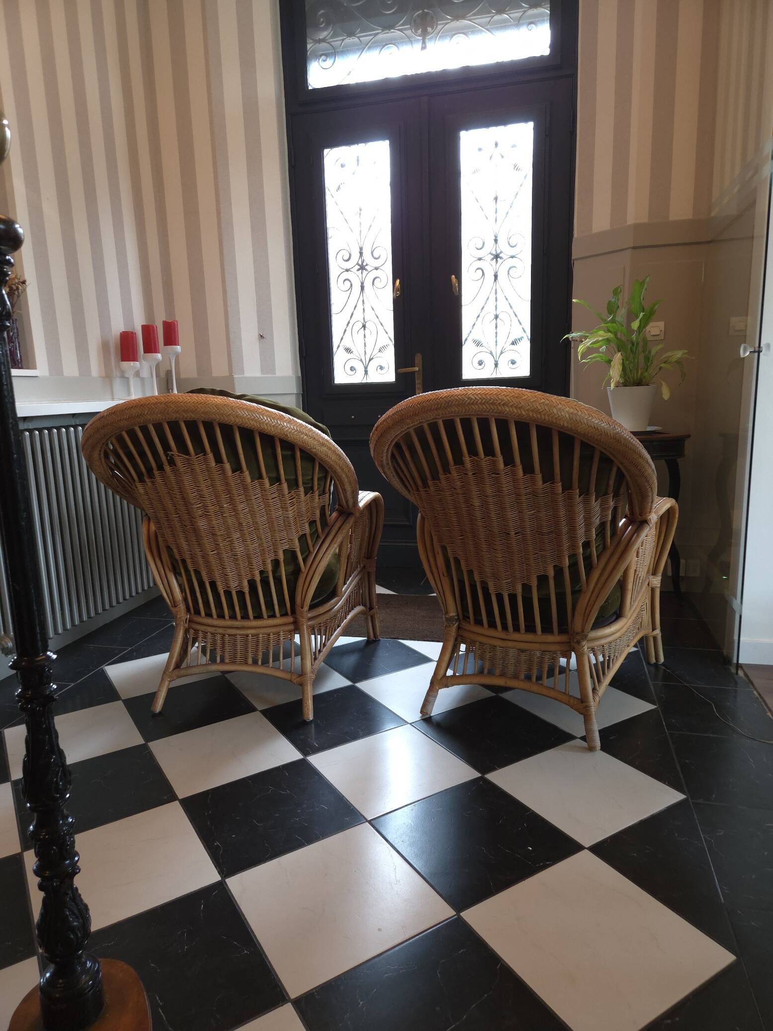 Paire de fauteuils en rotin, osier et bambou tressé, 1970