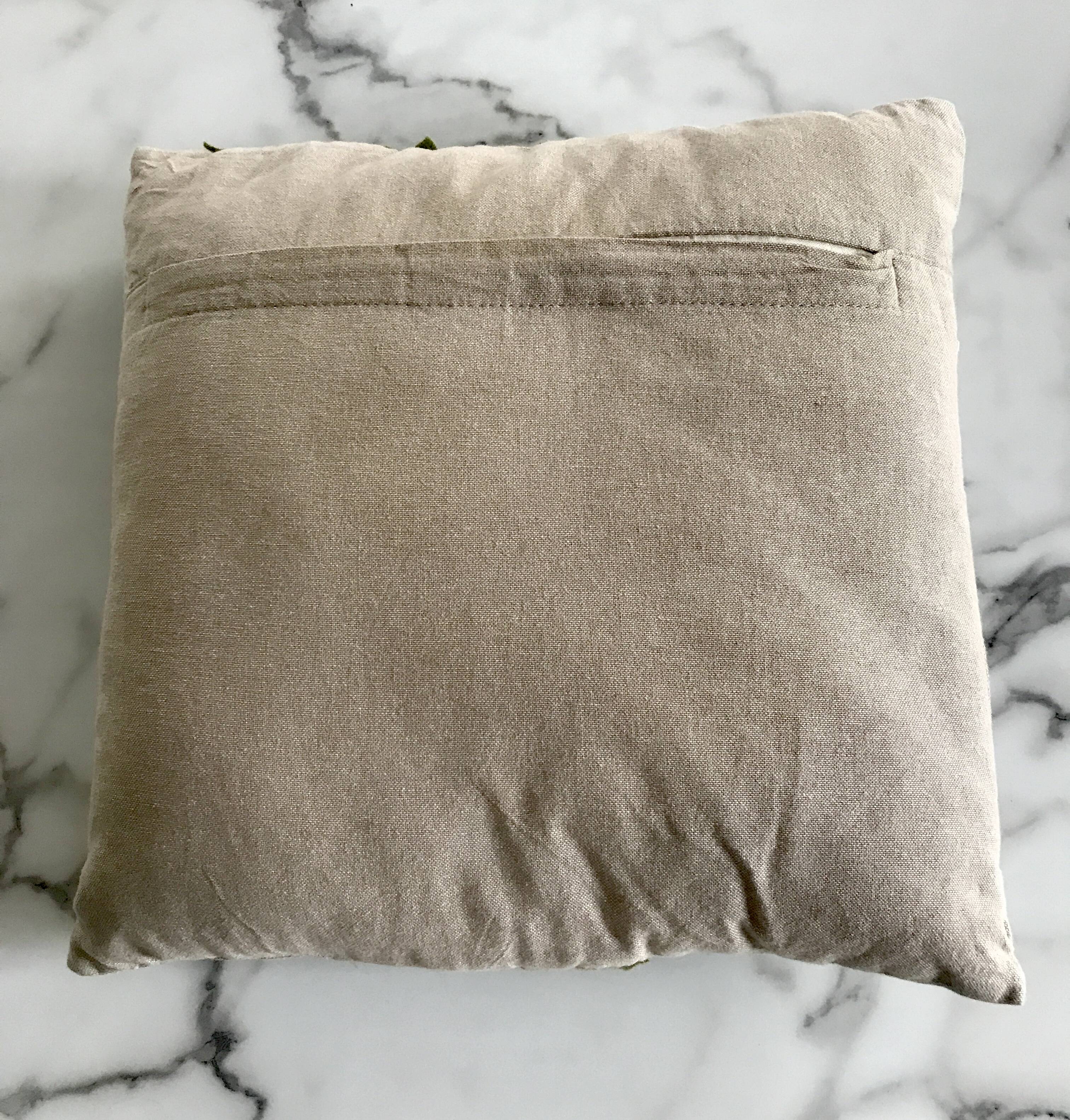 Foliage cushion