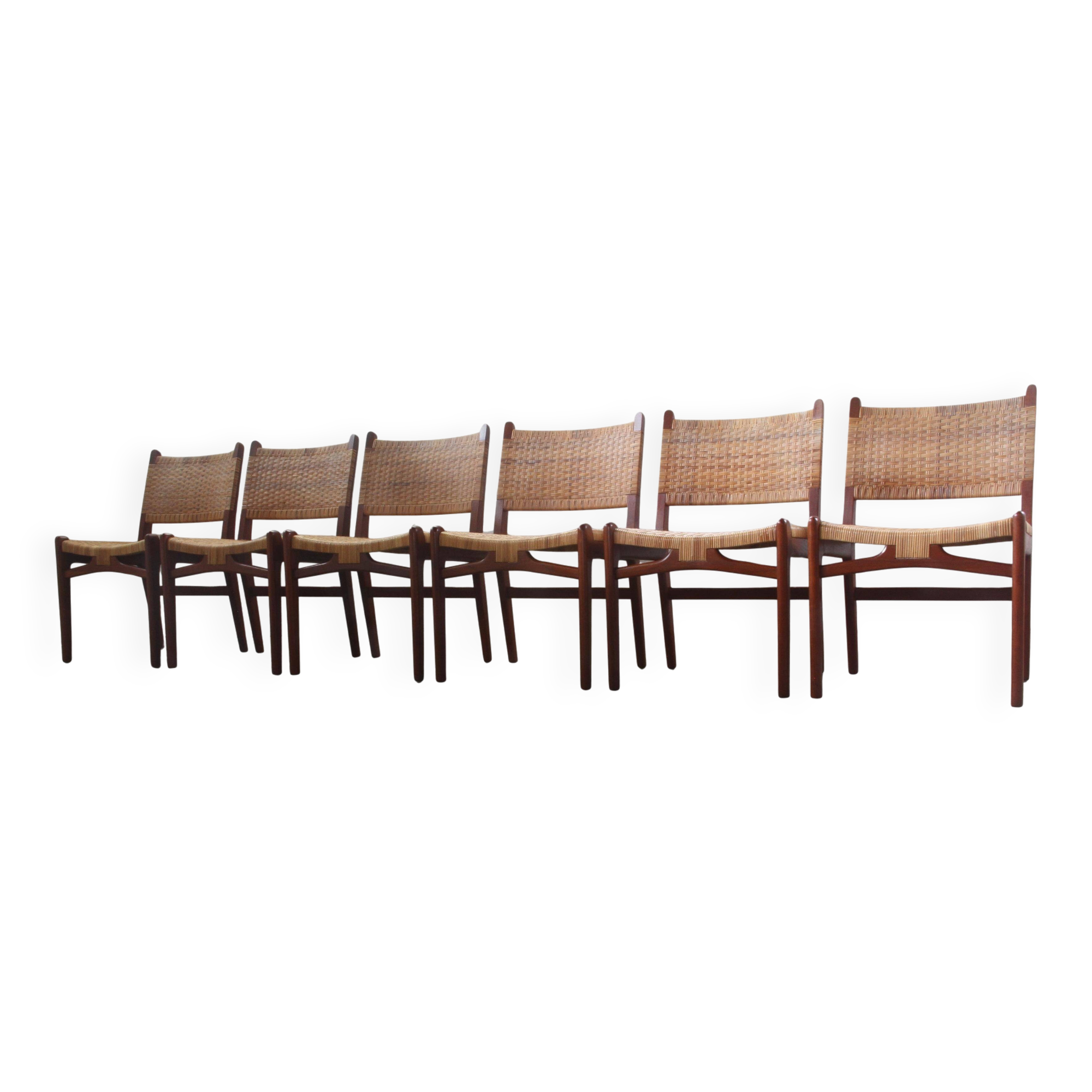 Hans J. Wegner dining chairs in teak model CH-31 by Carl Hansen & Søn