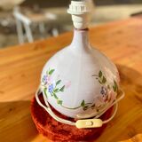 Flowery ceramic lamp