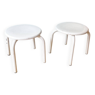 2 tabourets vintage peints en blanc