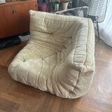 Canapé d’angle Togo ligne Roset en tissu velours beige