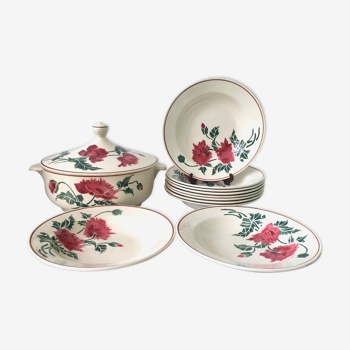 Set 10 assiettes creuses et soupière en faïence