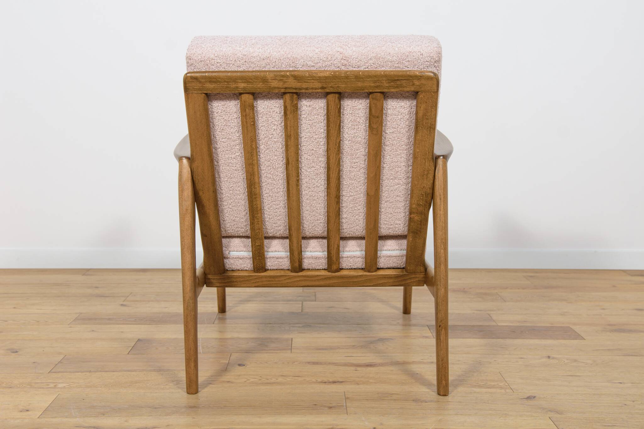 Mid-Century Model 300-139 Armchair from Swarzędzka Factory, 1960s