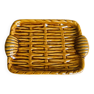 Butter dish in slip