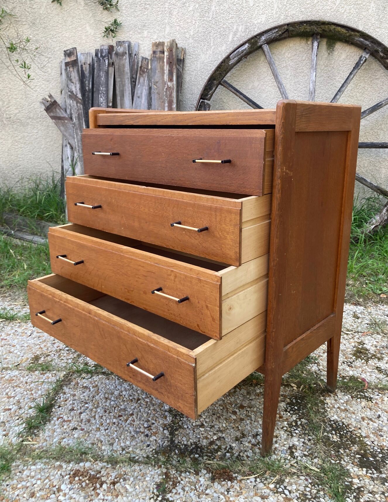 Vintage dresser compass feet