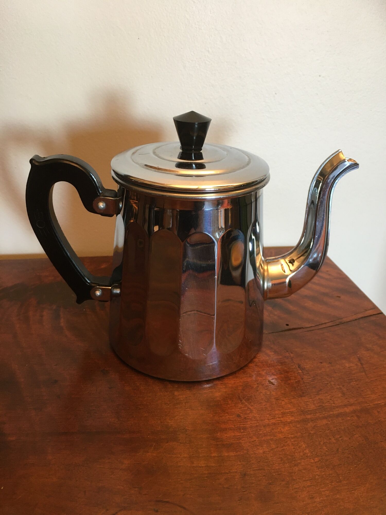 Théière vintage en cuivre chromé Menesa