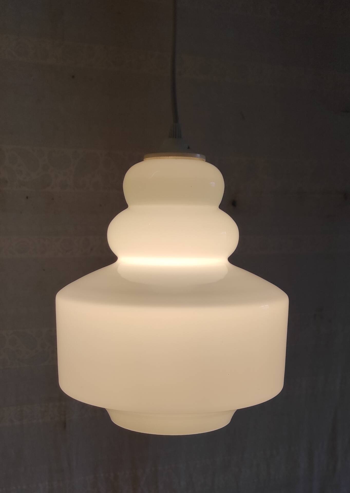 Scandinavian style suspension lampshade in opaline - mid 20th century.