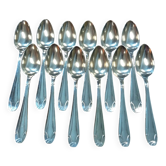 Lot de 12 petites cuillères en métal argenté dans leur coffret