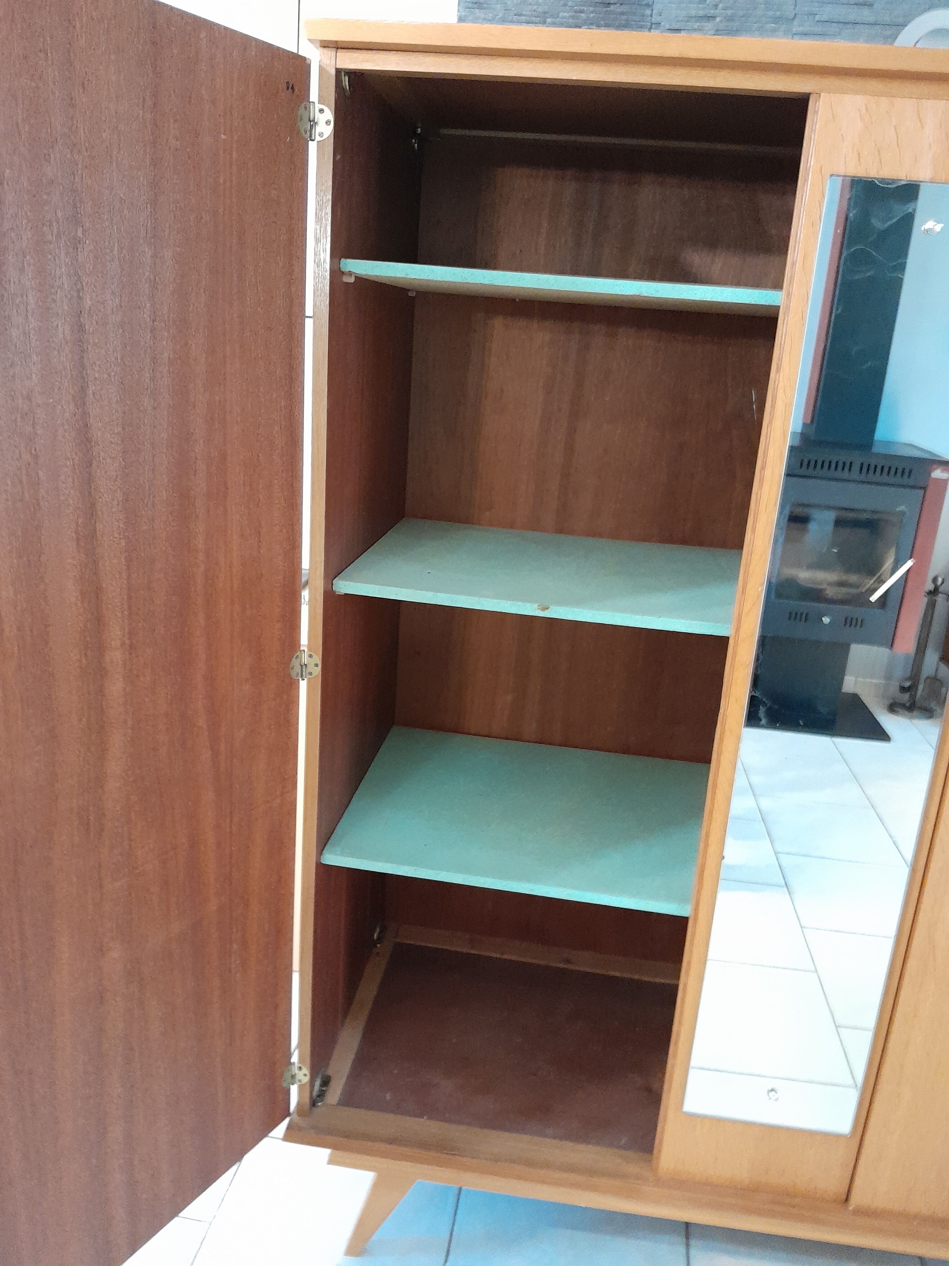 Wardrobe vintage feet Scandinavian compass