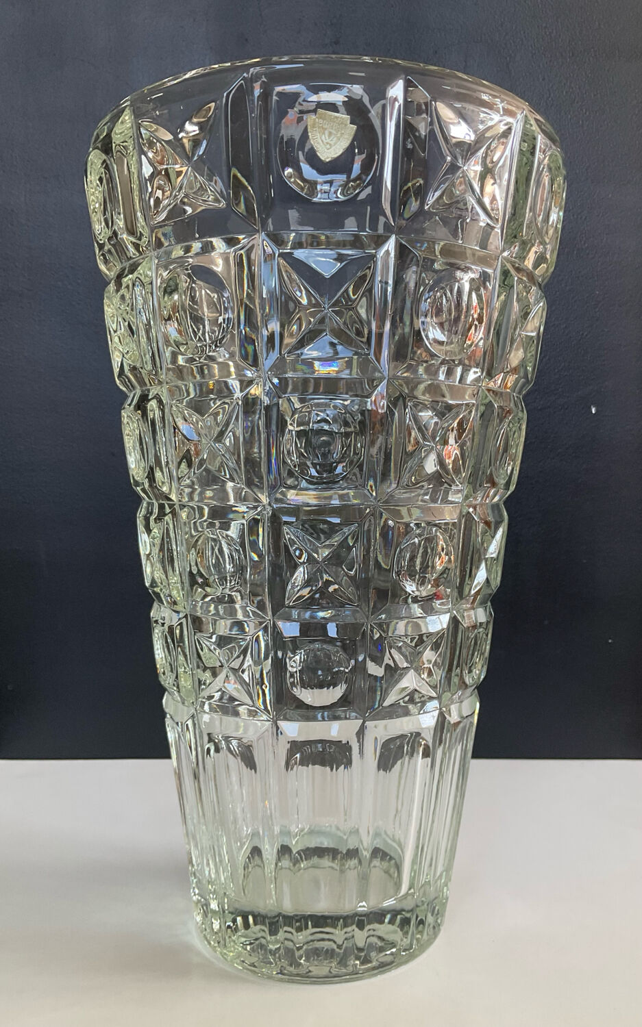 Vintage OXO grand vase in Bohemian crystal