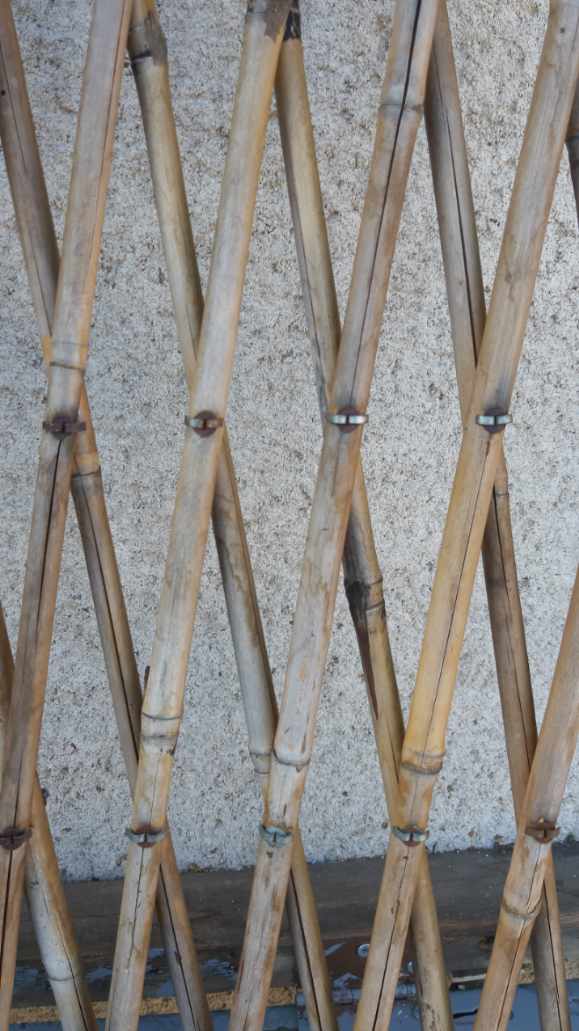 Claustra trellis vintage bamboo braces
