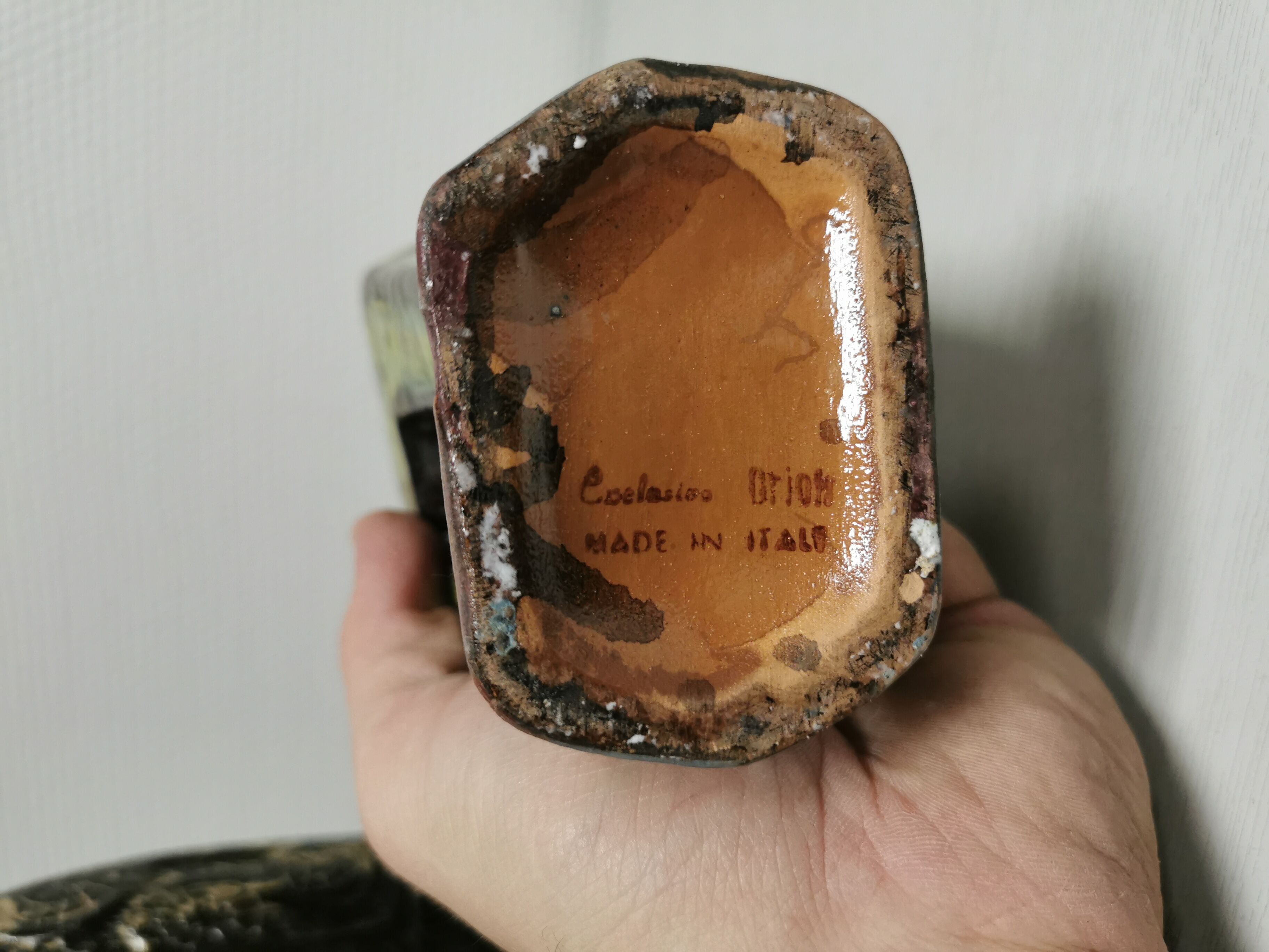 box of 3 vintage decanters , Ceramic bottles Italy DRIOLI MARASCHINO