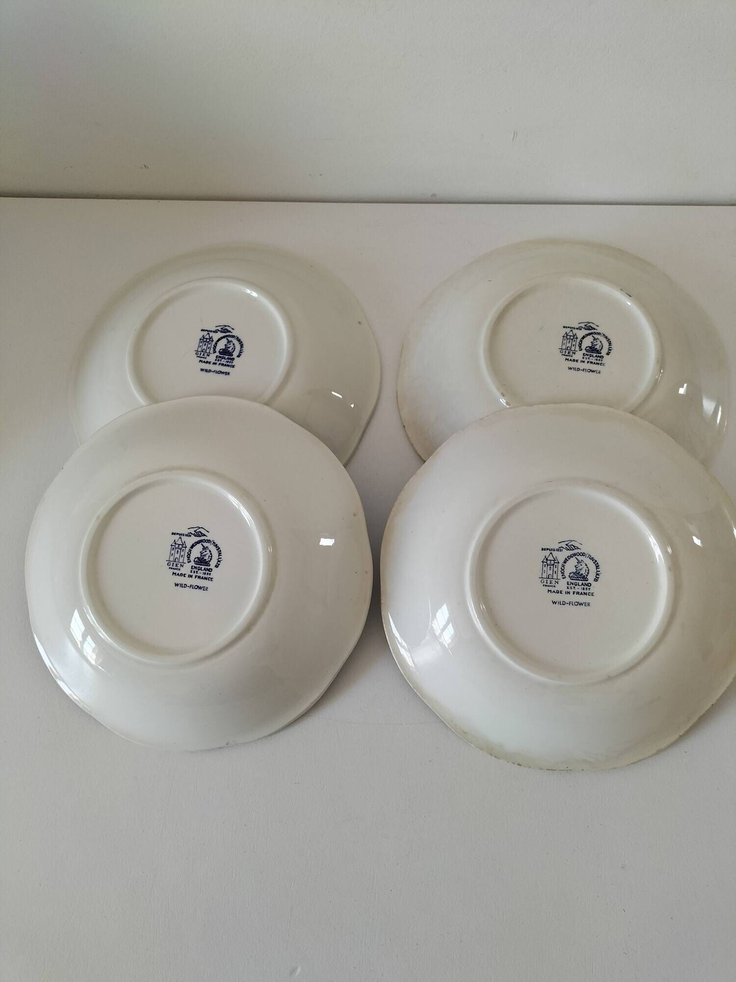 Set of 4 Gien and Enoch Wedgwood soup plates