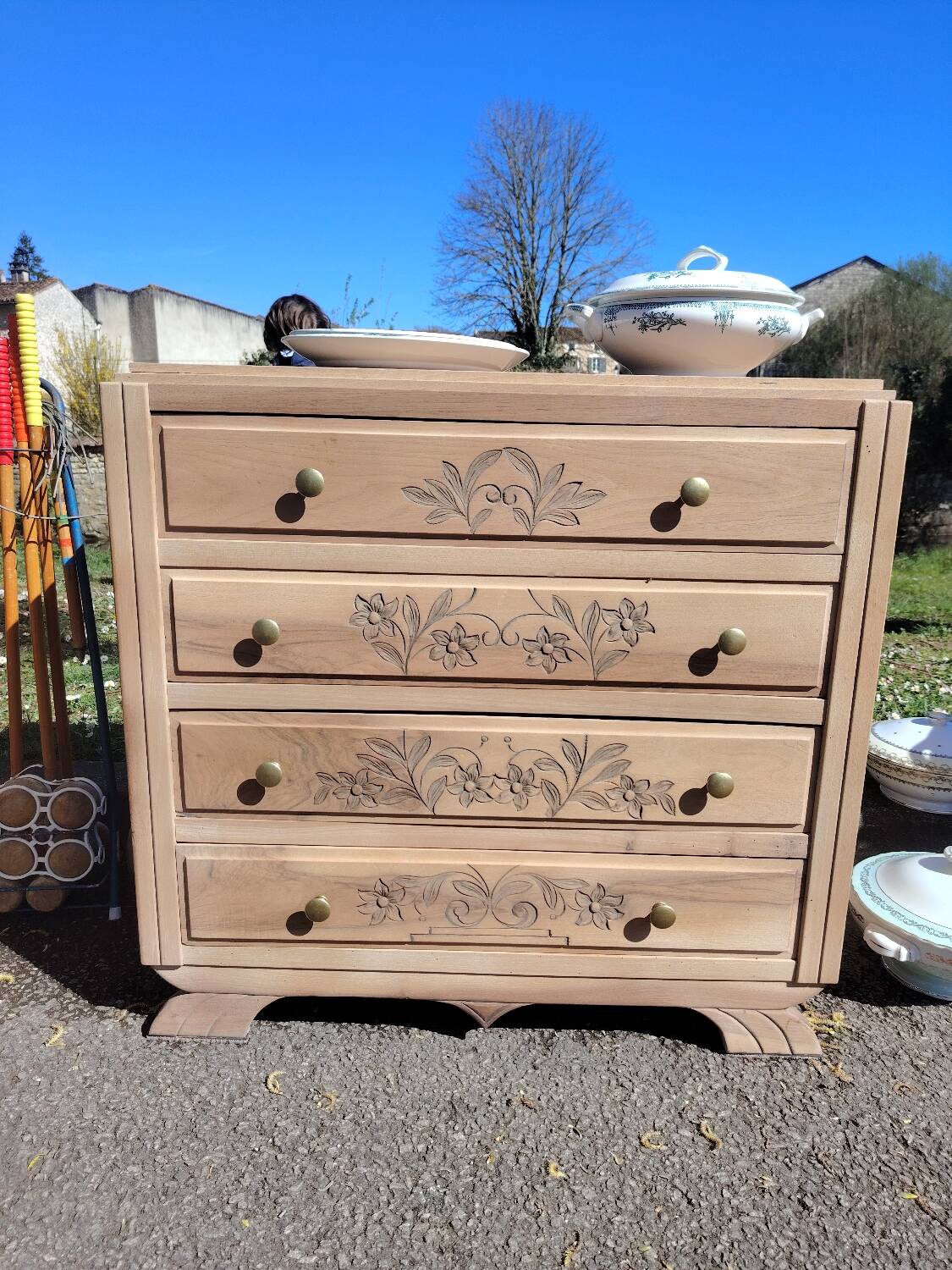 Art Deco chest of drawers