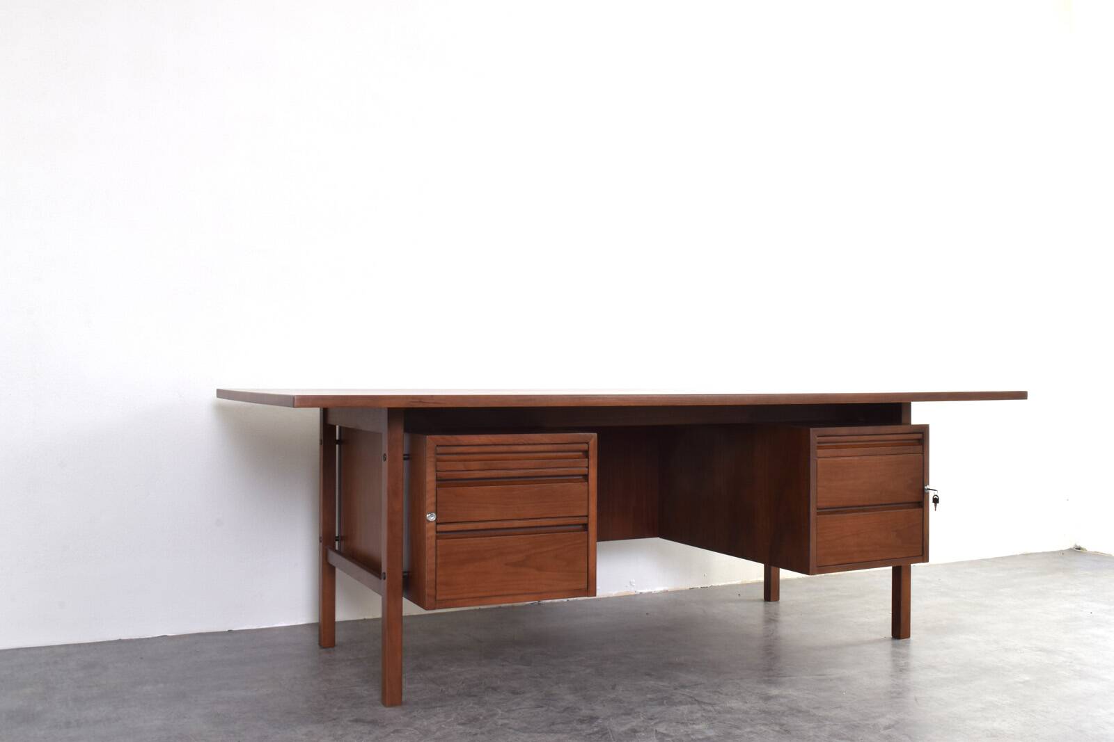 Mid-Century Large American Walnut Executive Desk