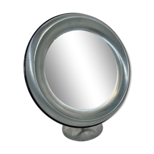 Miroir à poser en acier