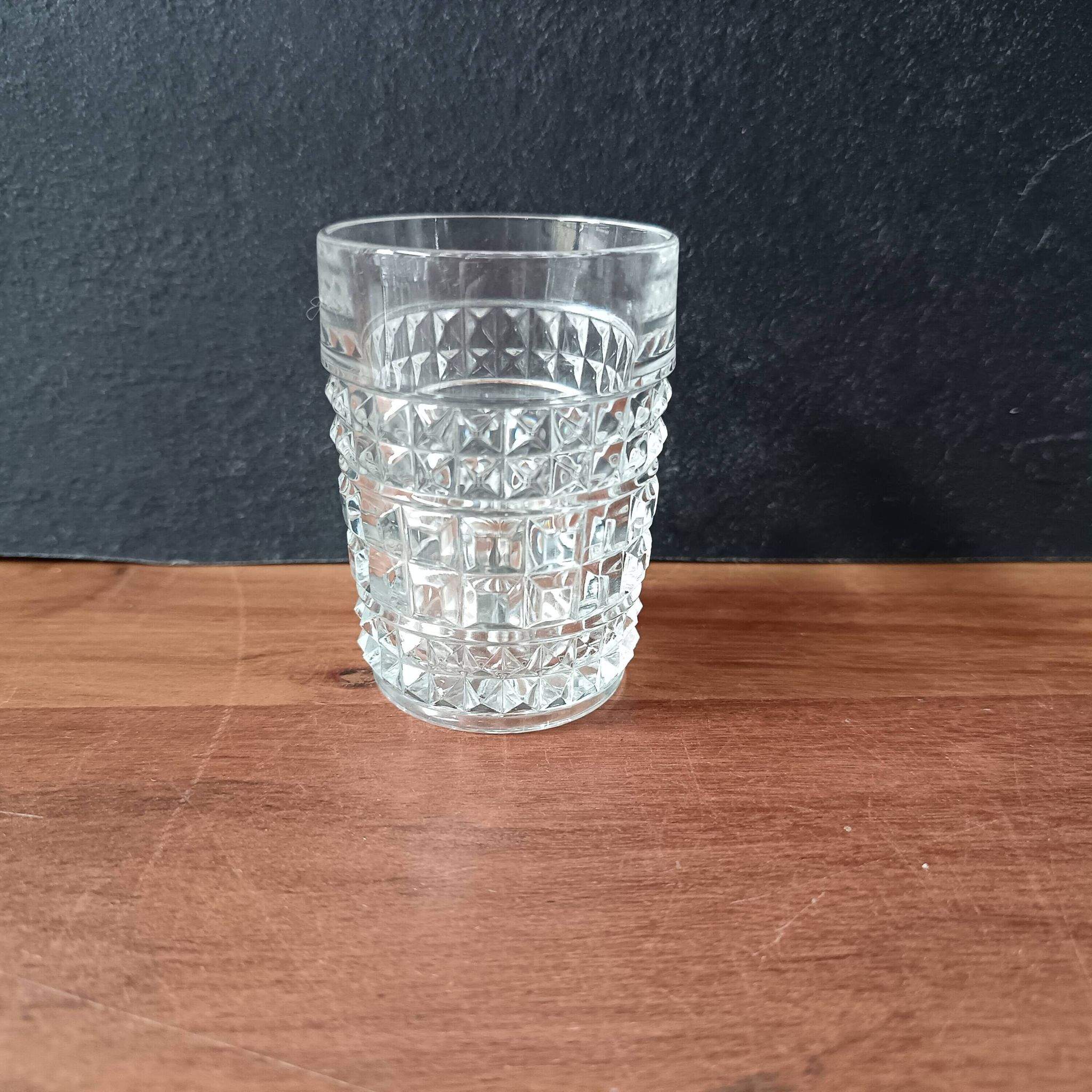 6 verres en verre transparent texturé vintage