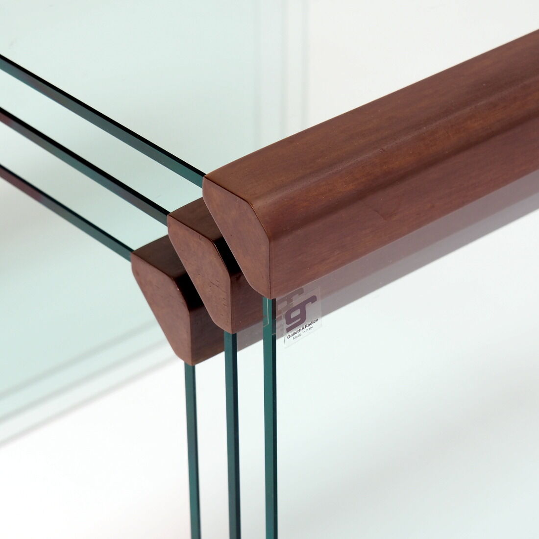 T35 pull out tables by Pierangelo Gallotti, Italy