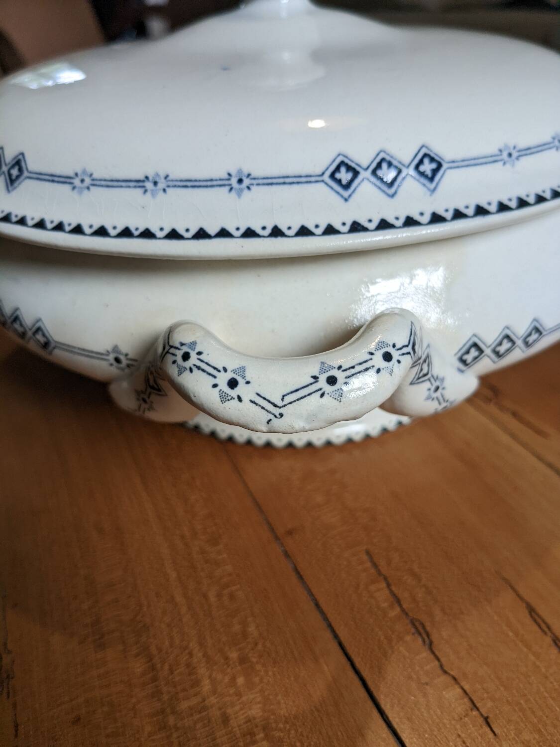 Russia Gien Soup Tureen