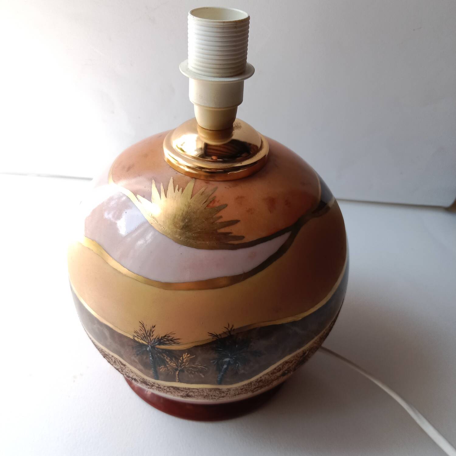 Unique ball lamp, hand-painted by Françoise Bertin
