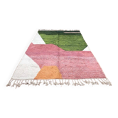 Tapis berbère fait main en laine verte et rose