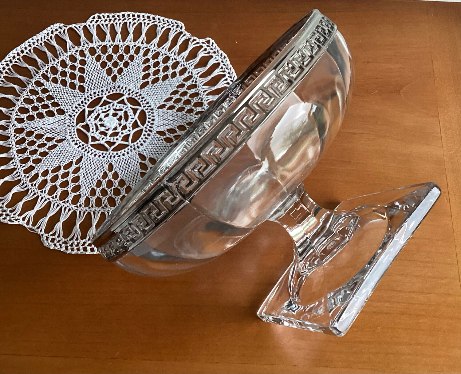 Standing cut square glass base