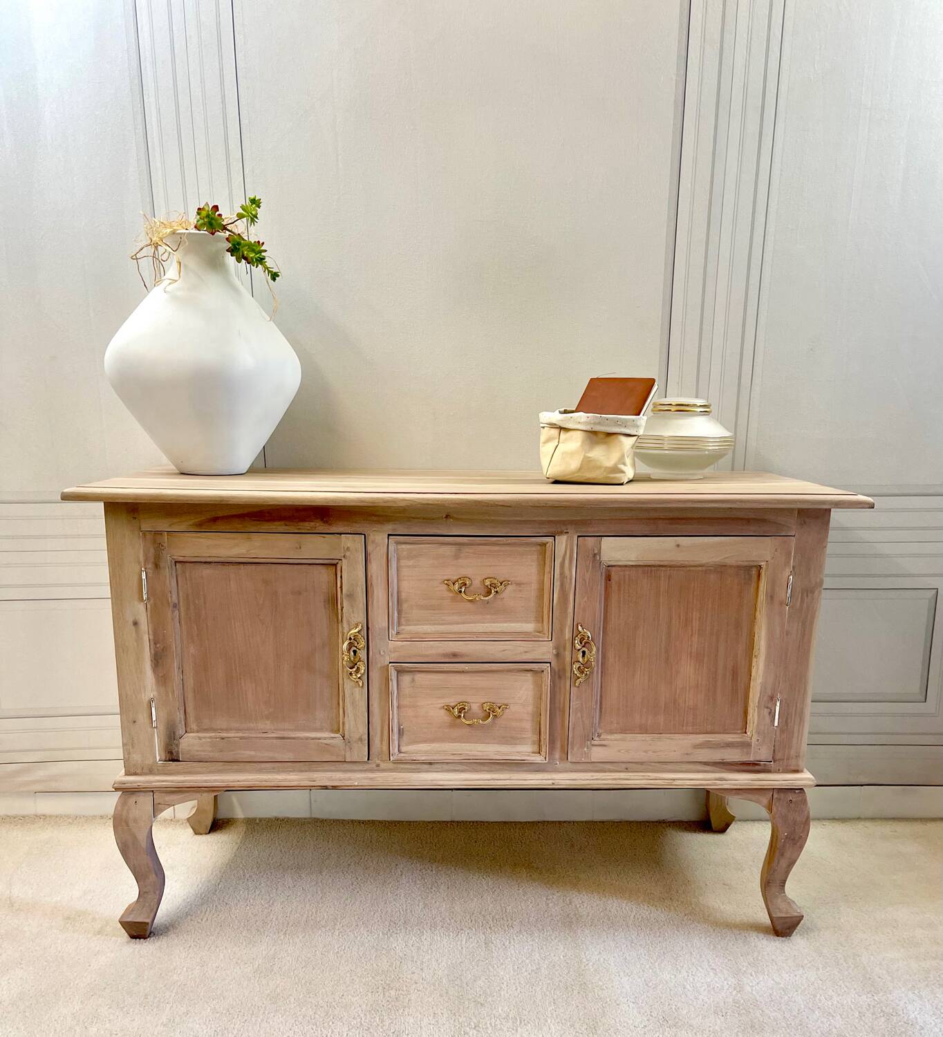 Mini vintage wooden sideboard