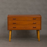 Dresser danish 3 drawers