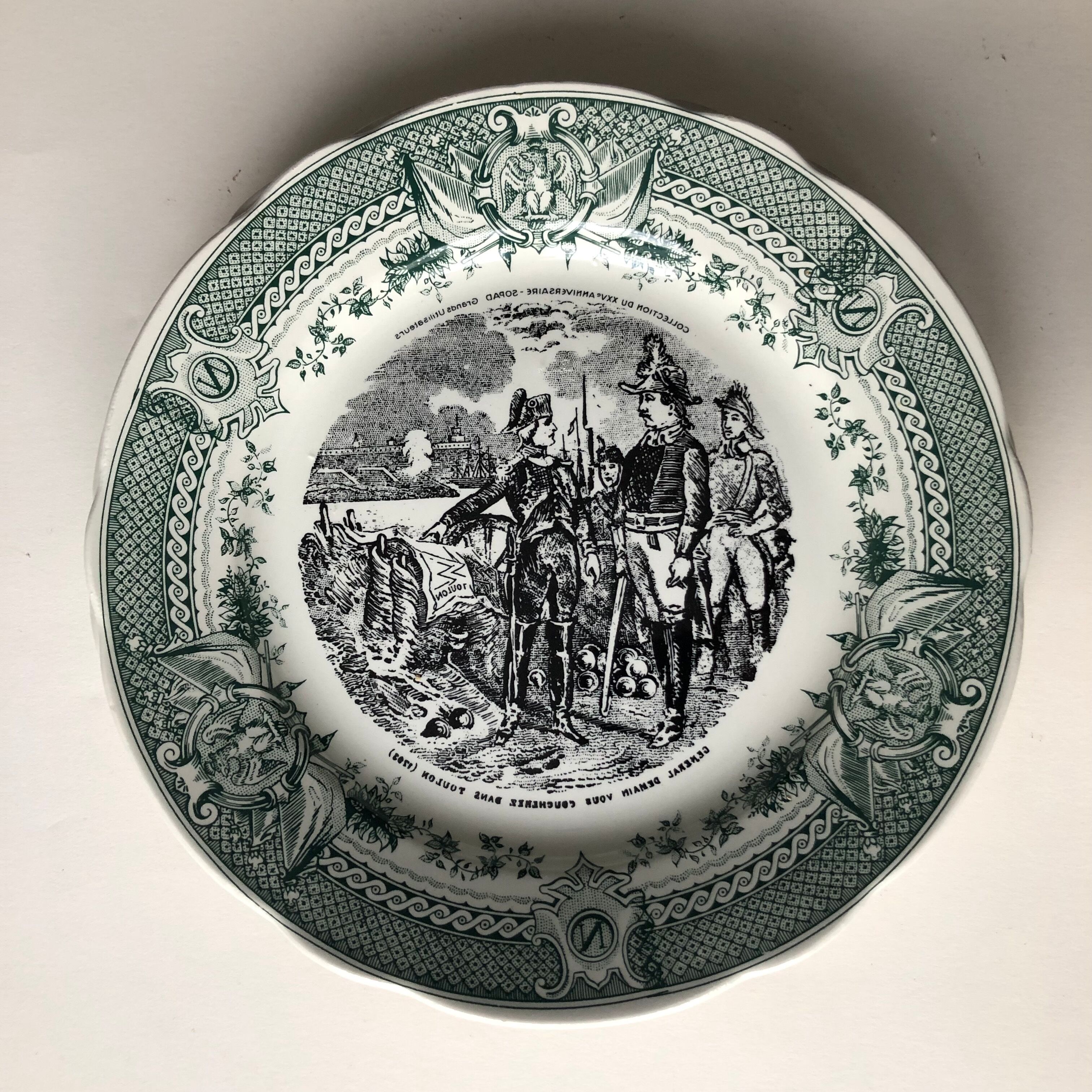 6 dessert plates in Sarreguemines earthenware Napoleon collection