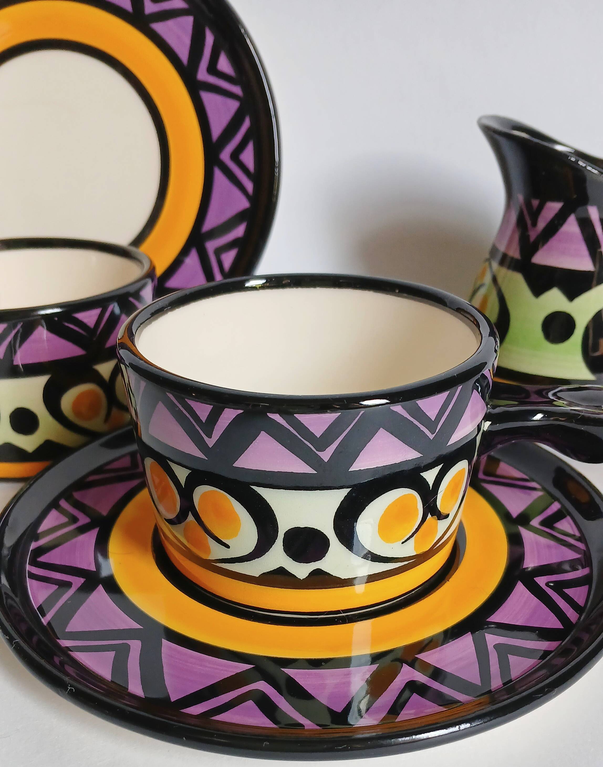 2 cups & milk jug Saint-Jean-de-Bretagne.