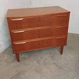 Scandinavian chest of drawers
