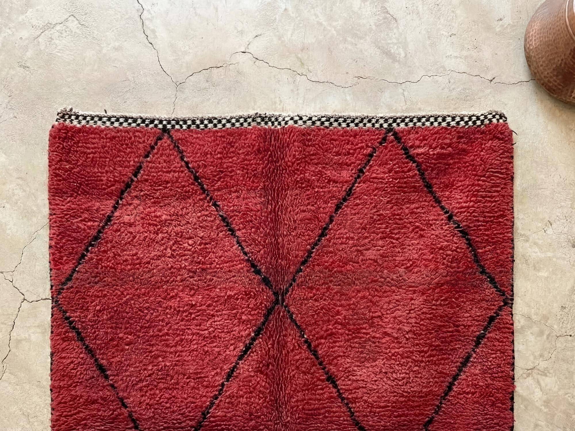 Handmade Moroccan rug, pure wool, 3x2 m.