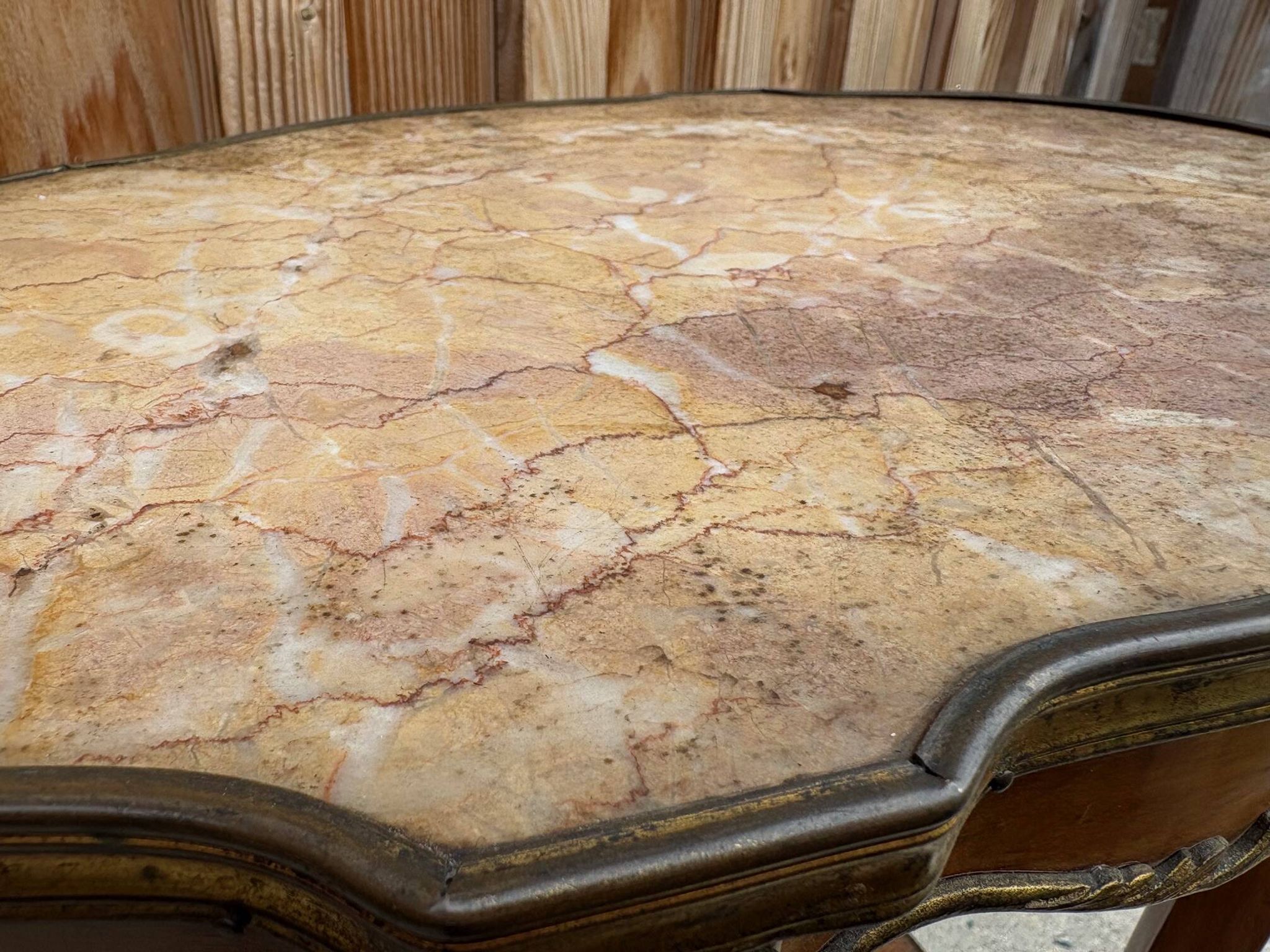 Antique Louis XV gueridon – pink marble and gilded brass – late 19th century
