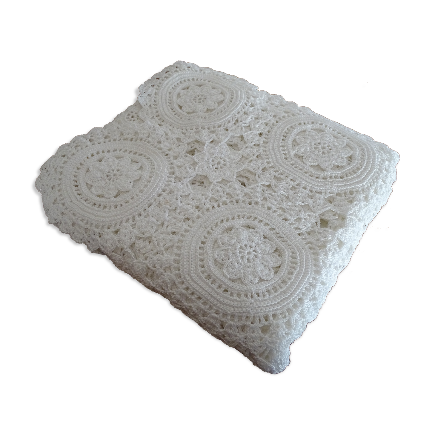 Old crochet tea tablecloth 88 x 88