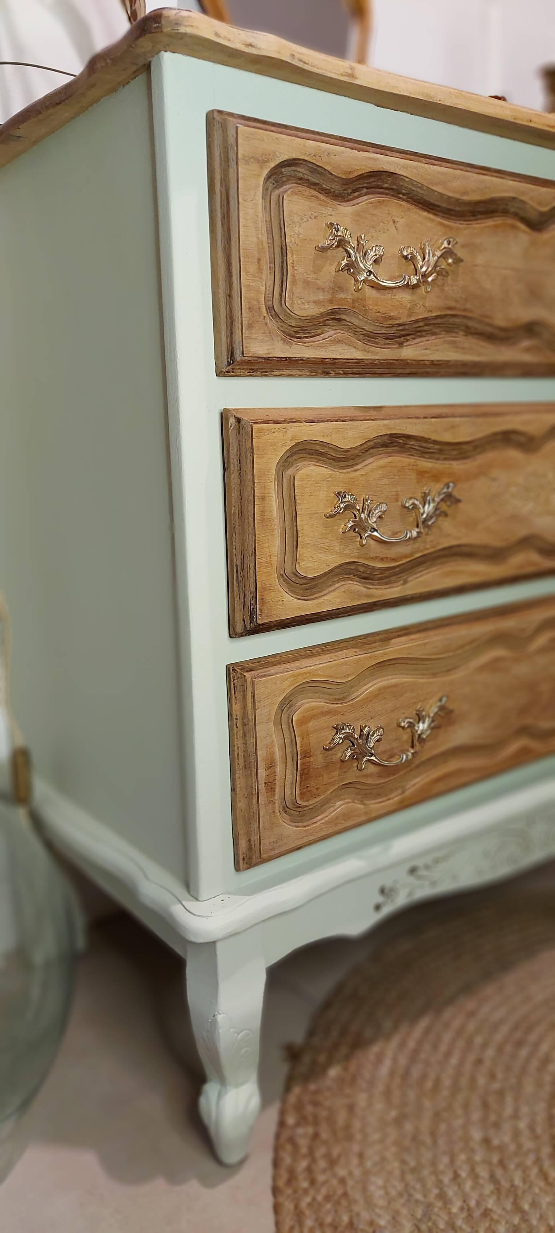Louis XV style chest of drawers